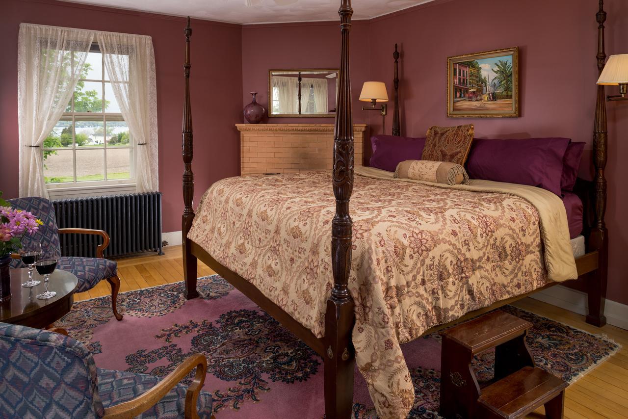 Yale Manor B&B & Yurt Glamping Extérieur photo